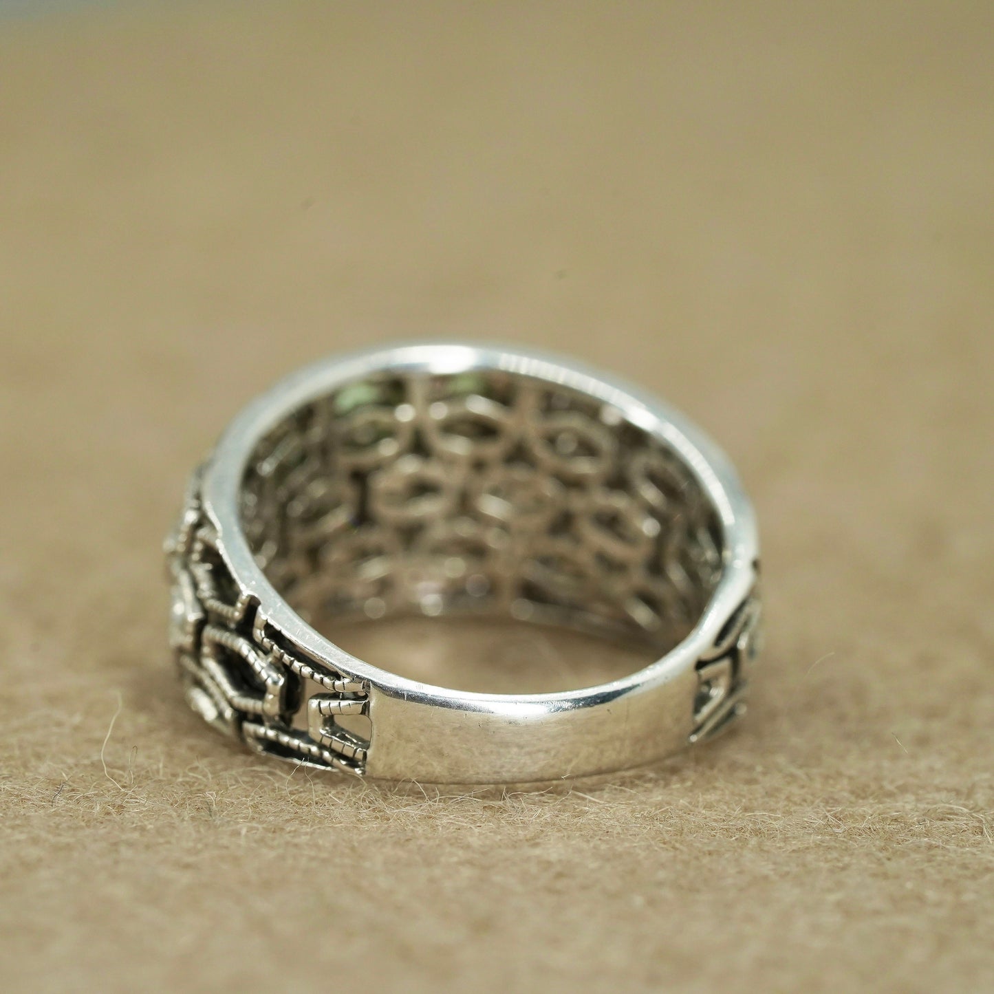 Size 9.5, vintage Sterling 925 silver ring, filigree band with cluster diamonds