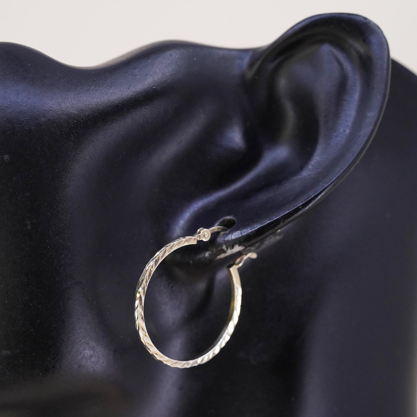 0.75", Vintage vermeil yellow gold over sterling silver single earring, hoop