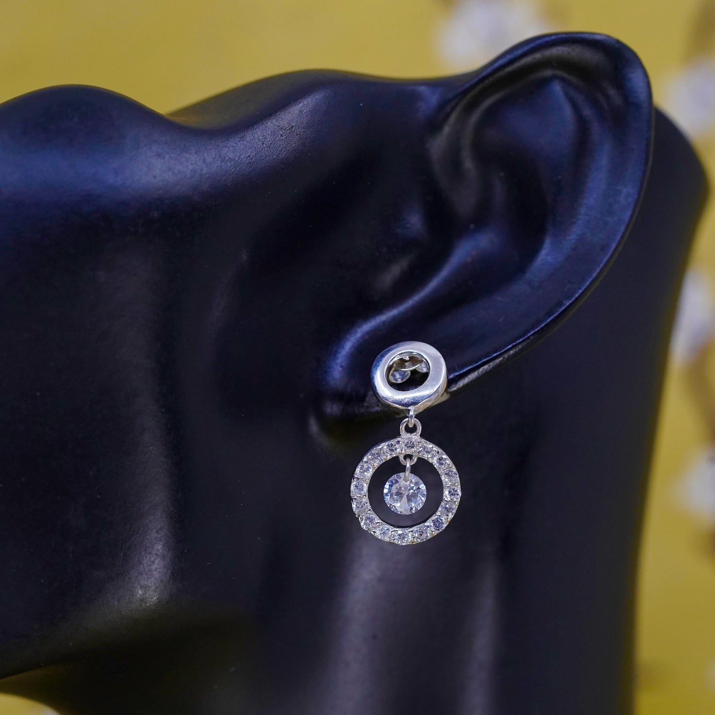 Vintage Elegant Sterling 925 silver earrings with cz circle dangles
