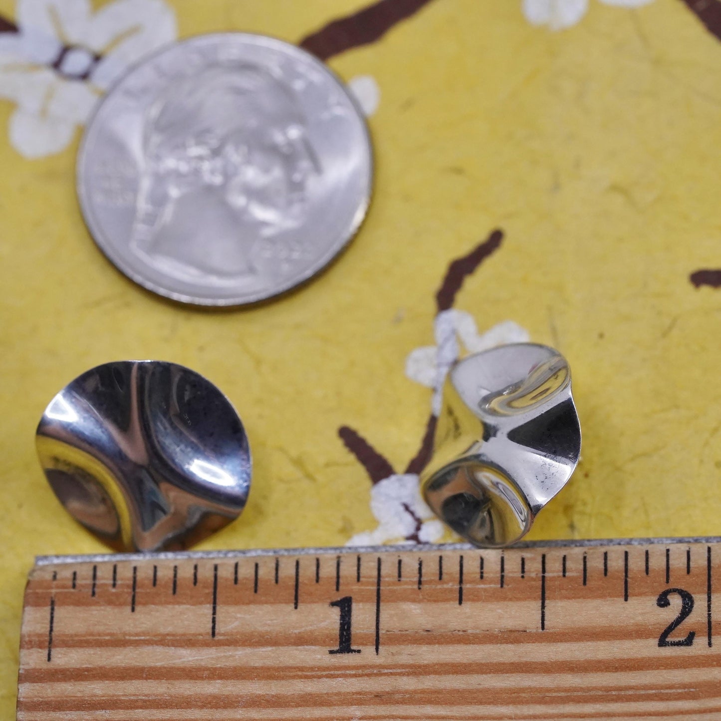 vintage southwestern Sterling silver handmade studs, wrinkly circle earrings cz