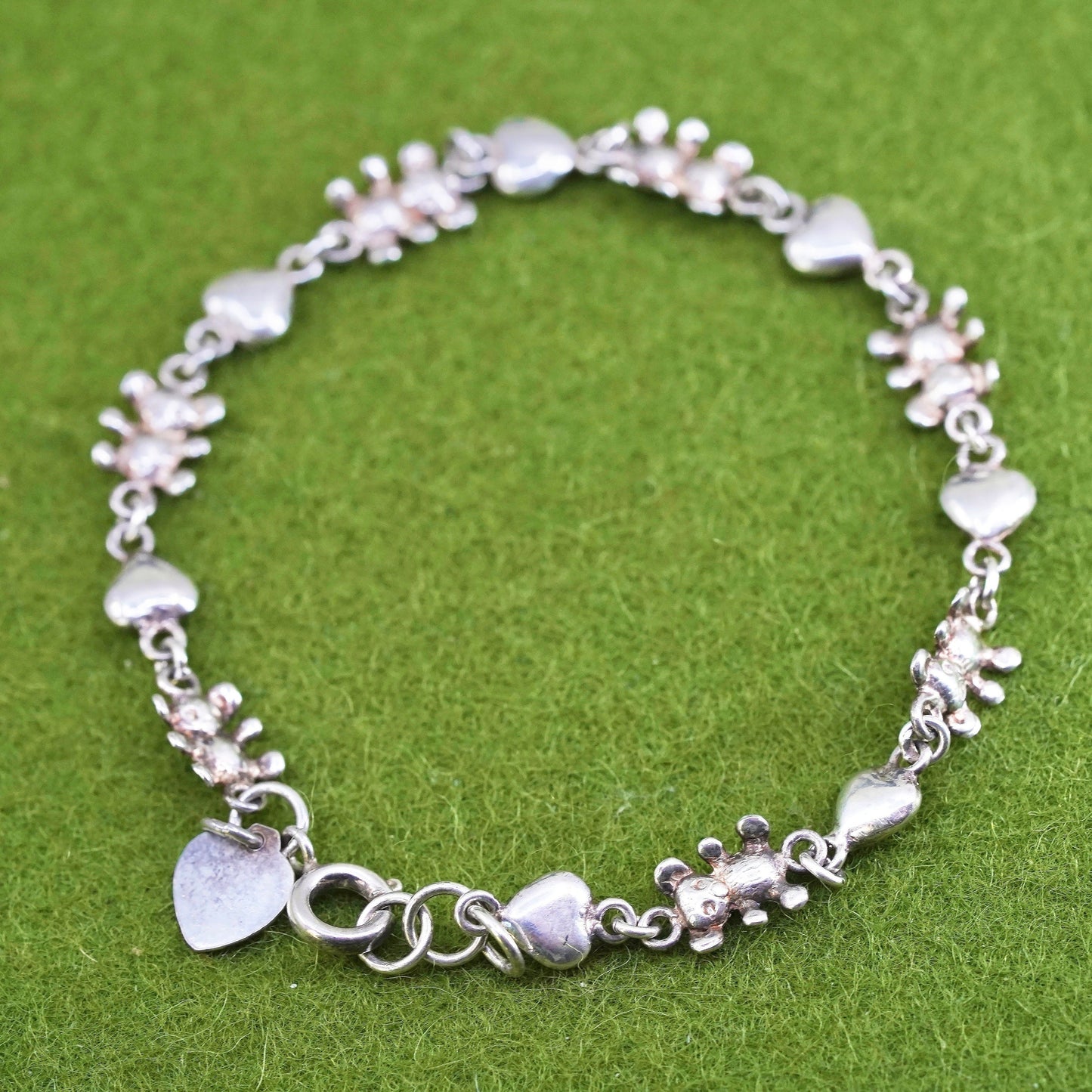 7", VTG sterling 925 silver figaro bracelet with heart and teddy bear charms