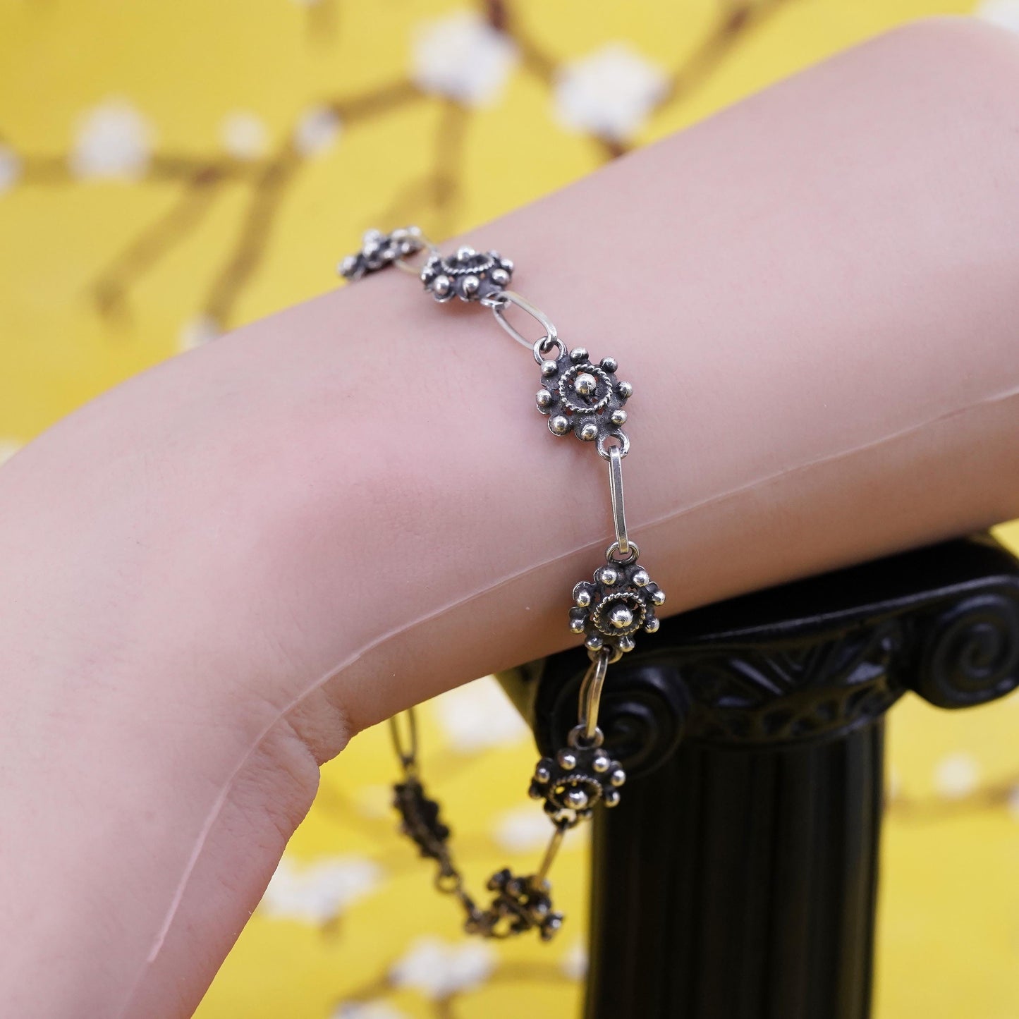7.75", Vintage Sterling silver handmade bracelet, solid 925 silver flower links