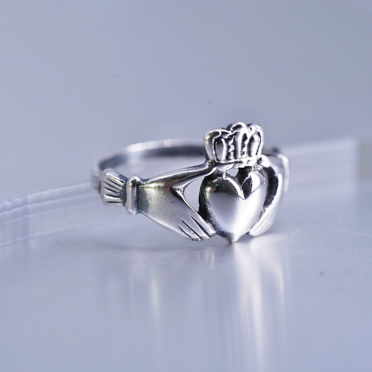 Size 6.25, Irish Claddagh friendship Sterling 925 silver ring, heart band