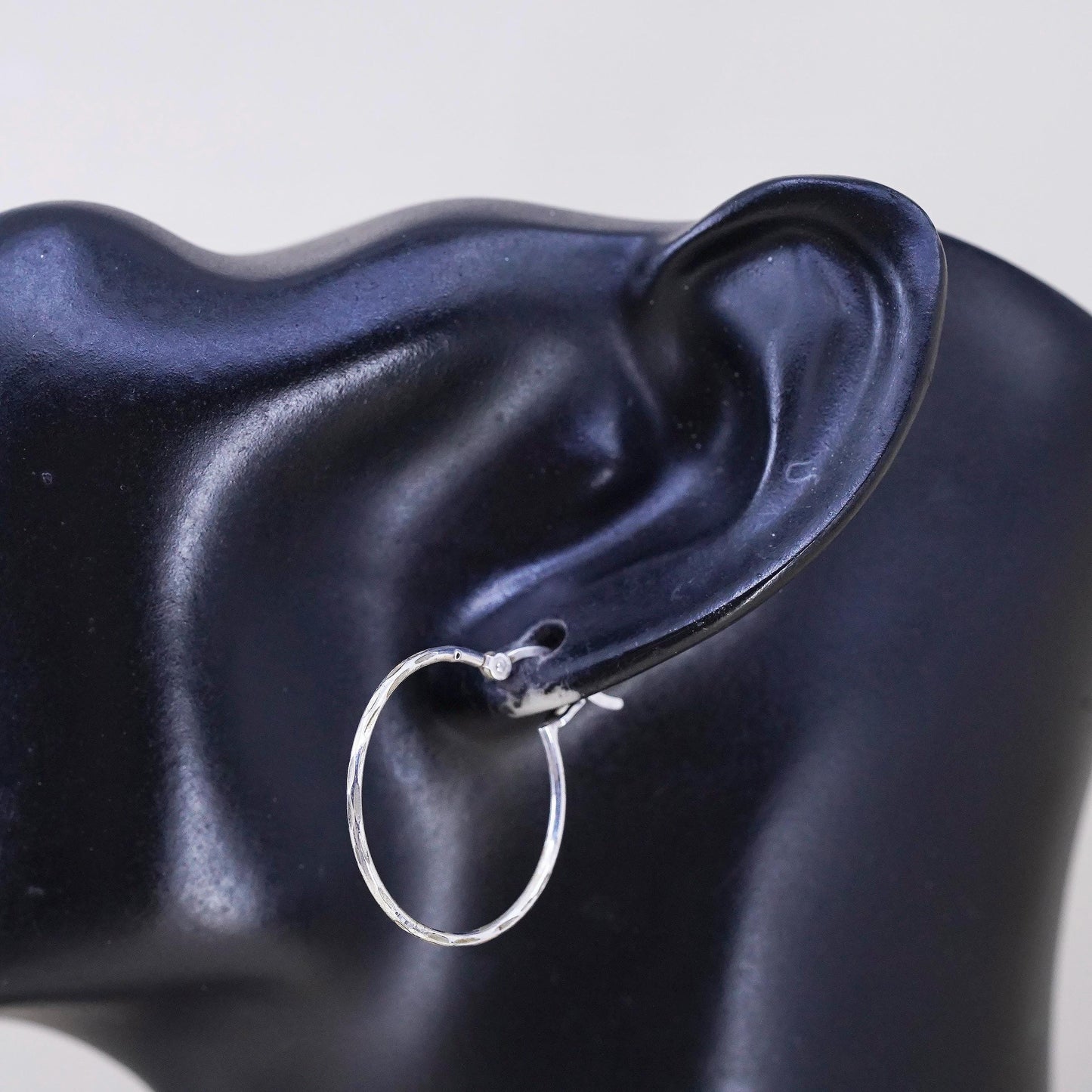 1”, Vintage sterling silver loop earrings, fashion minimalist textured hoops