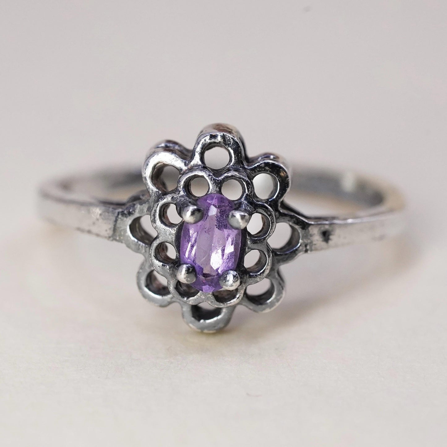 Size 7, vintage Sterling 925 silver handmade crown ring with amethyst