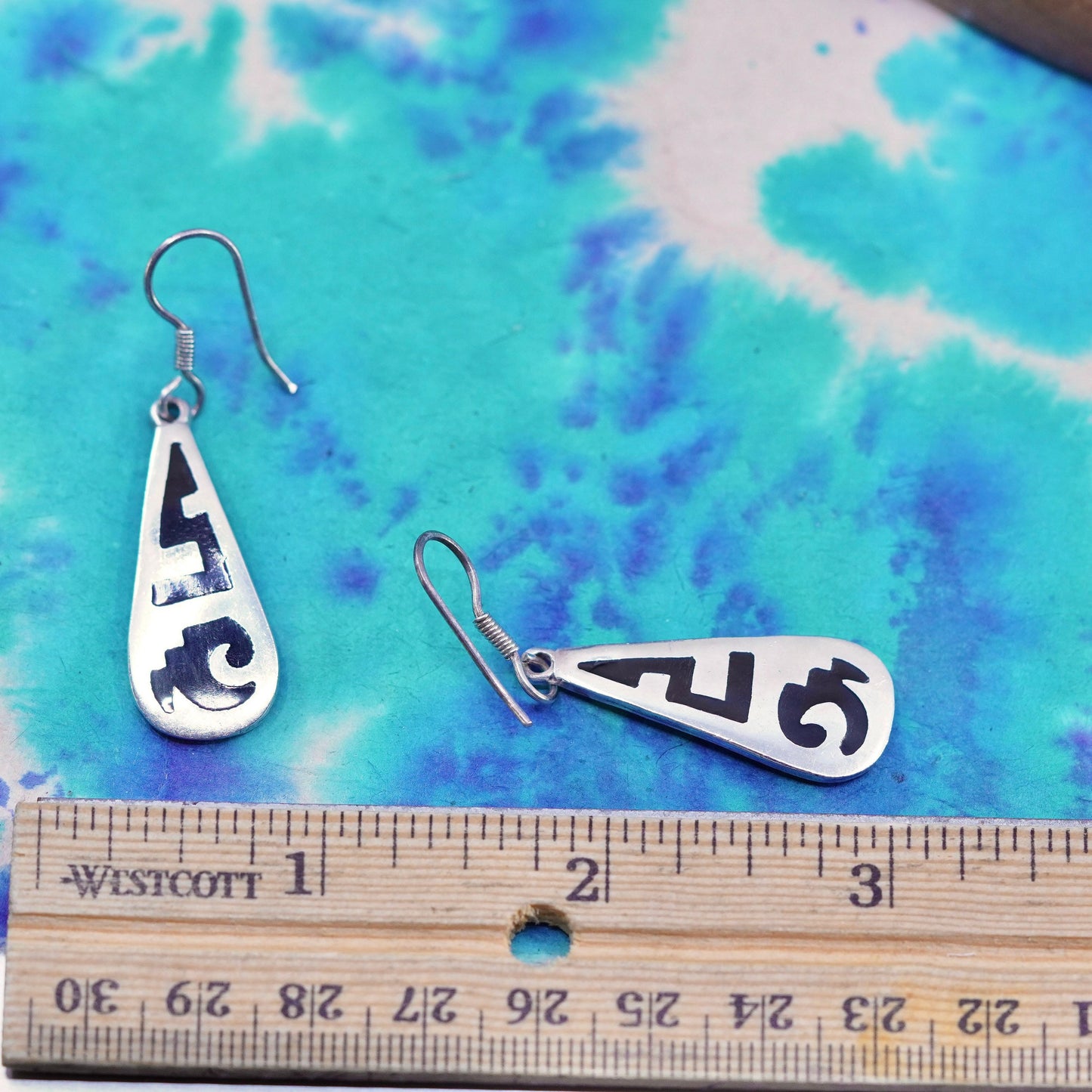 vtg Mexican sterling silver handmade earrings, 925 teardrop with pattern inlay