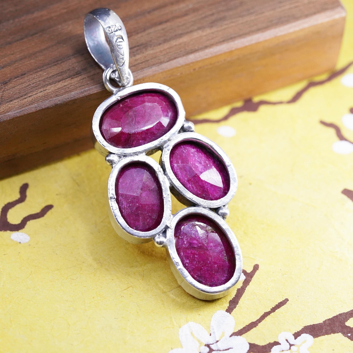 Vintage Sterling 925 silver handmade pendant with oval red Indian ruby stone