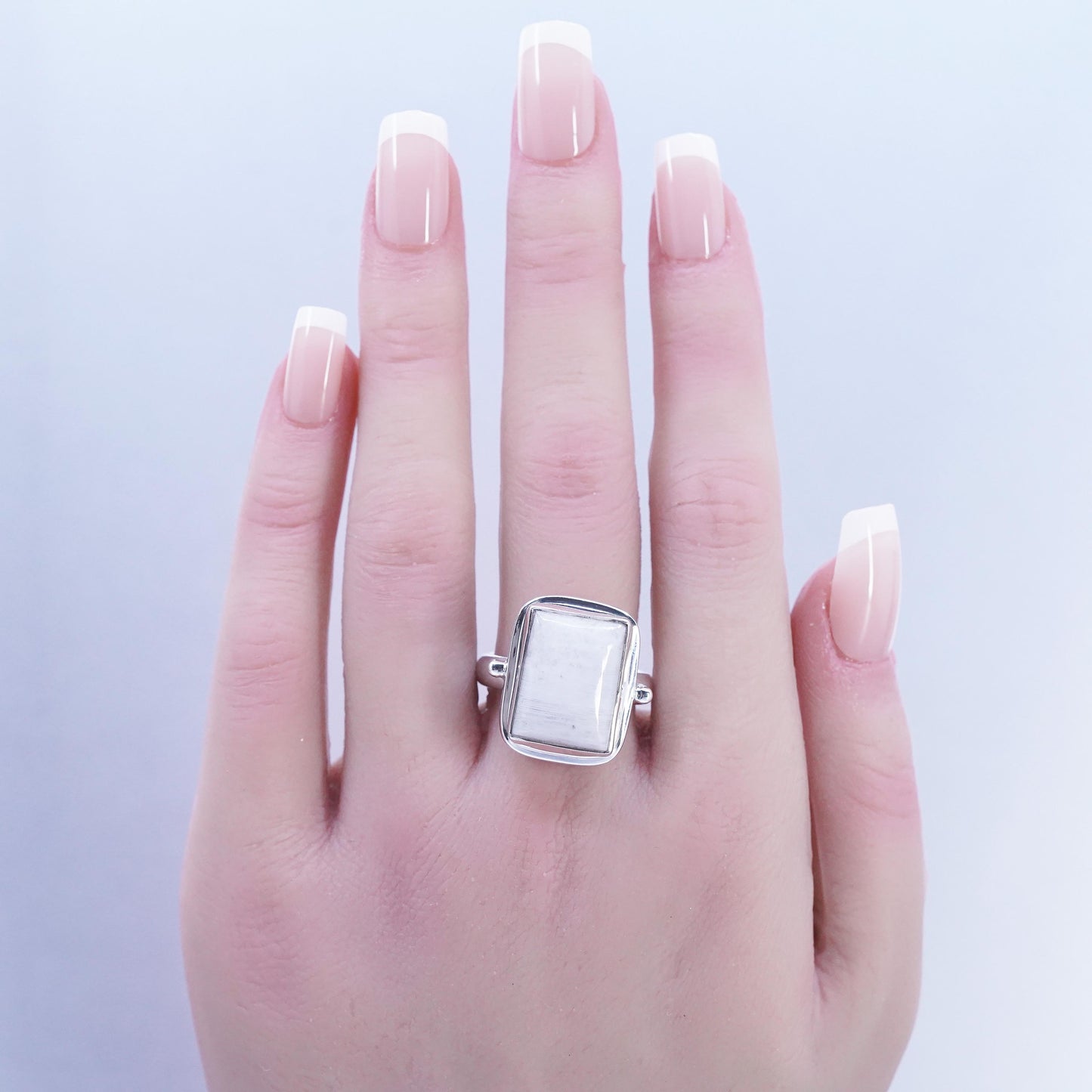 Size 9, vintage Sterling 925 silver handmade ring with moonstone