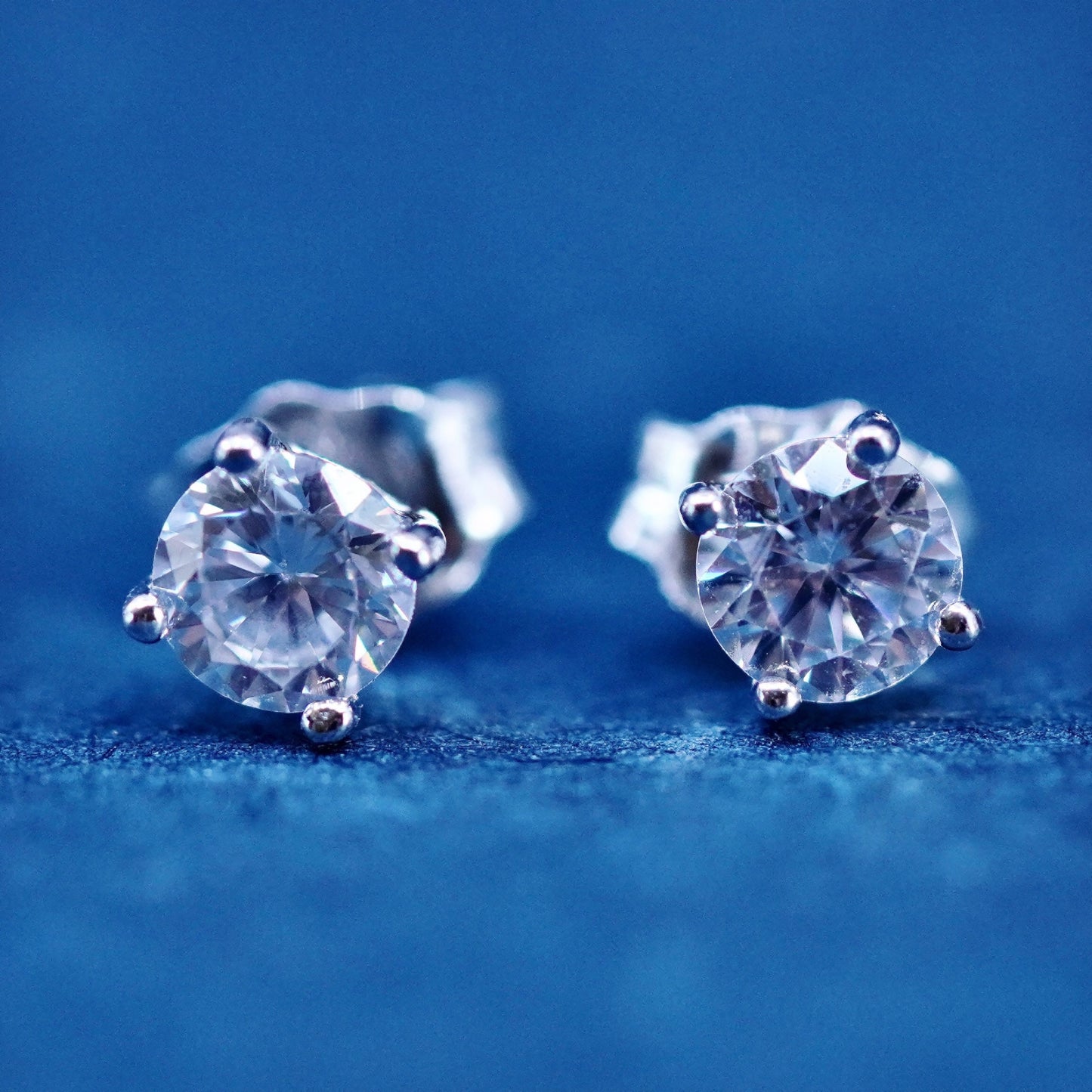 3mm, Vintage sterling silver handmade earrings, 925 studs with CZ