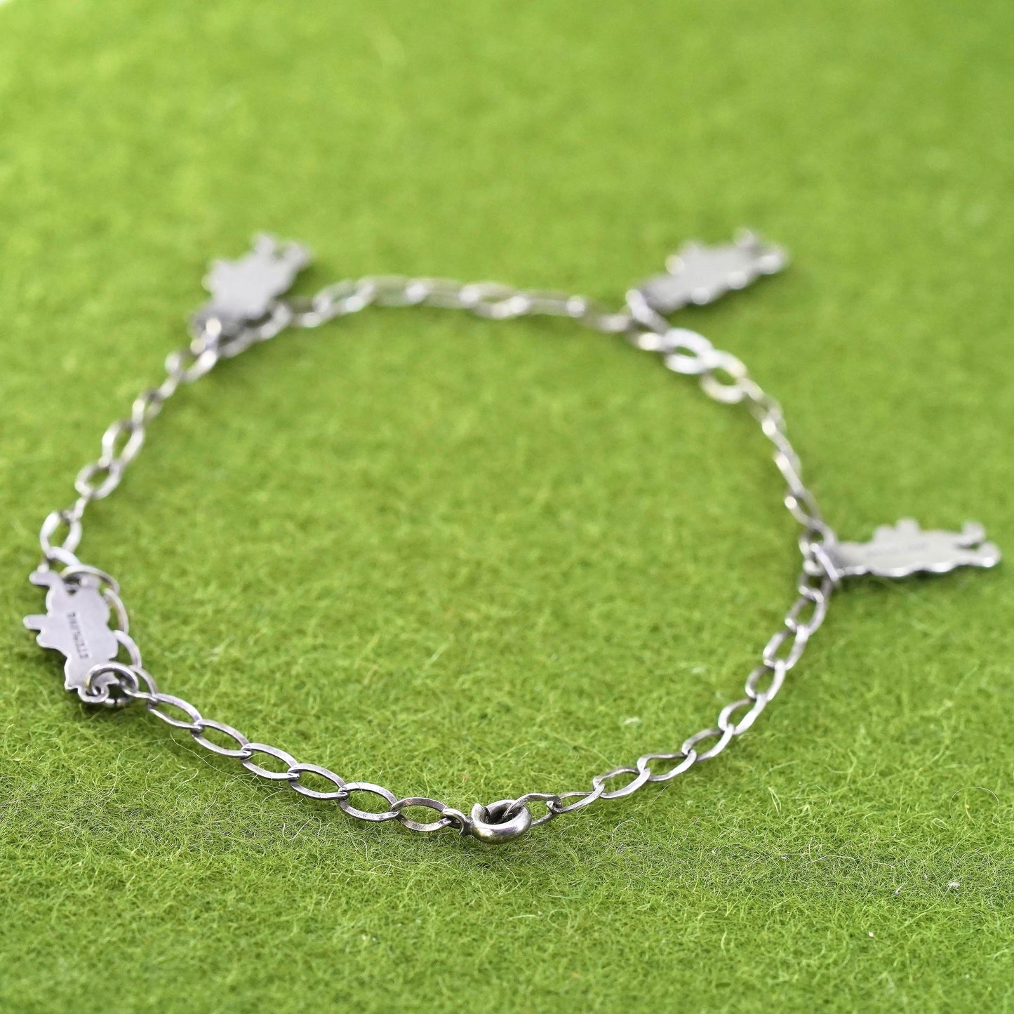 7.5” 3mm, Vintage sterling 925 silver twisted curb bracelet with bear charms
