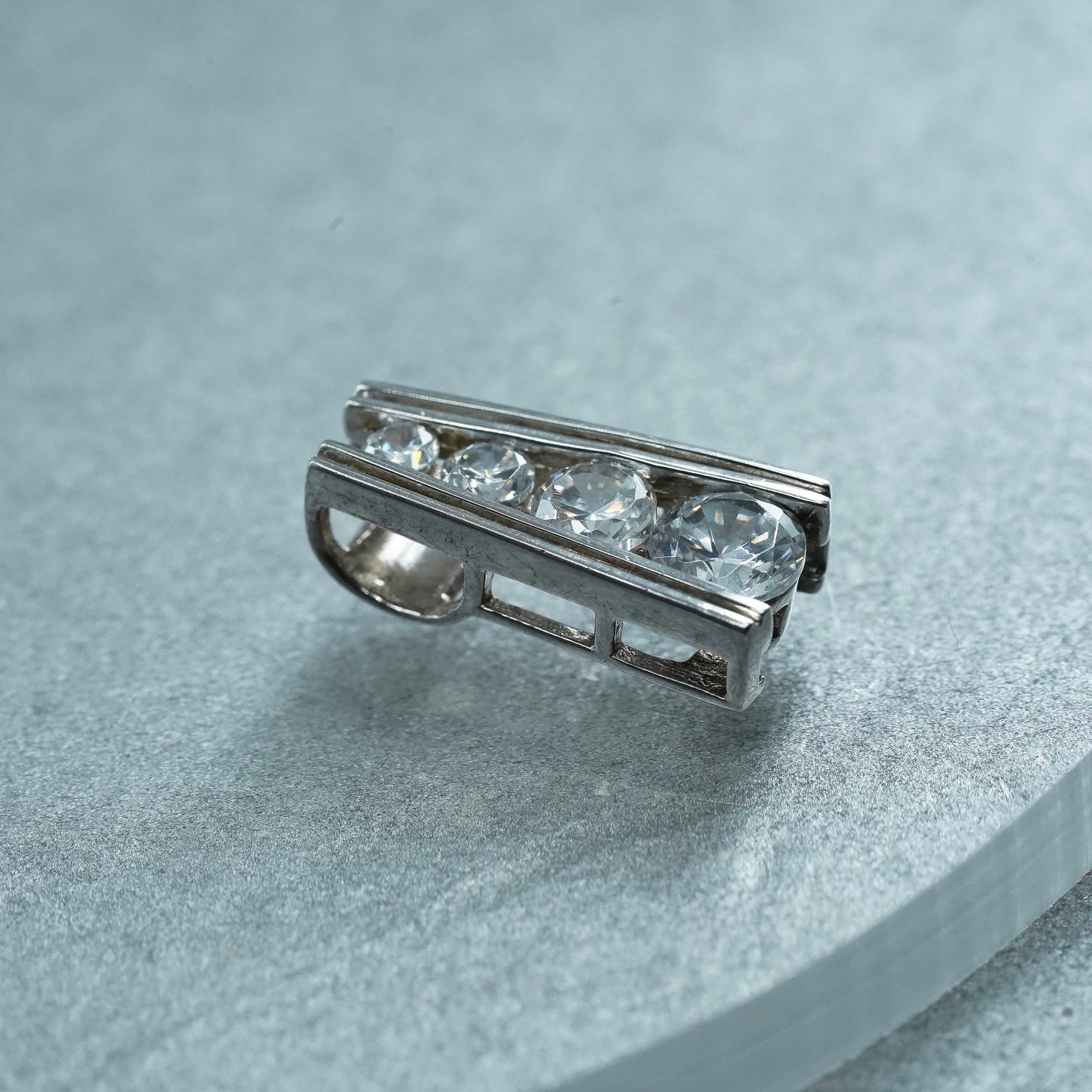 vintage sterling 925 silver pendant with Cz