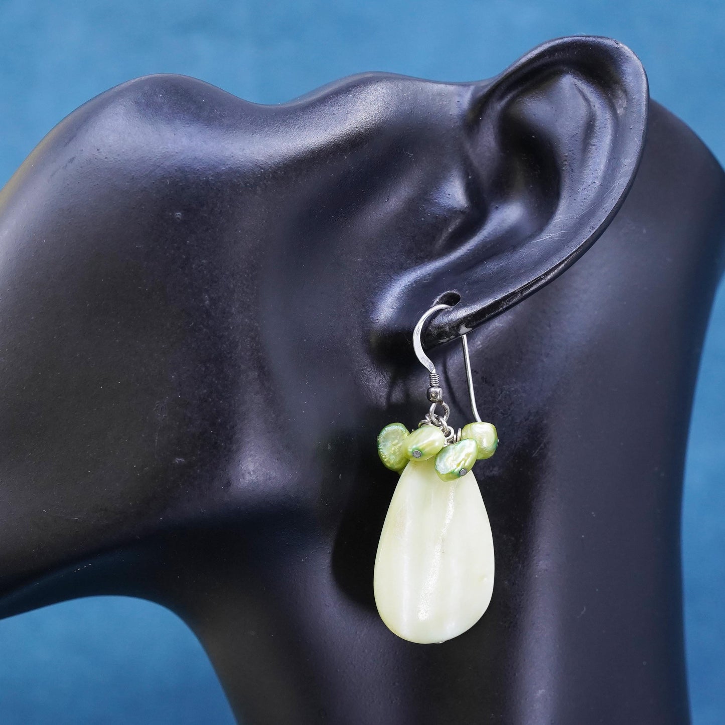 Sterling 925 silver earrings with green pearl and teardrop mother of pearl