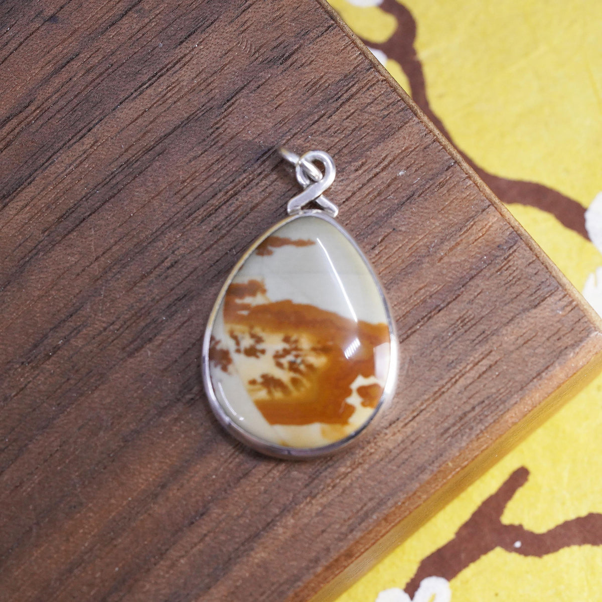 Vintage southwestern Sterling 925 silver teardrop pendant with landscape jasper