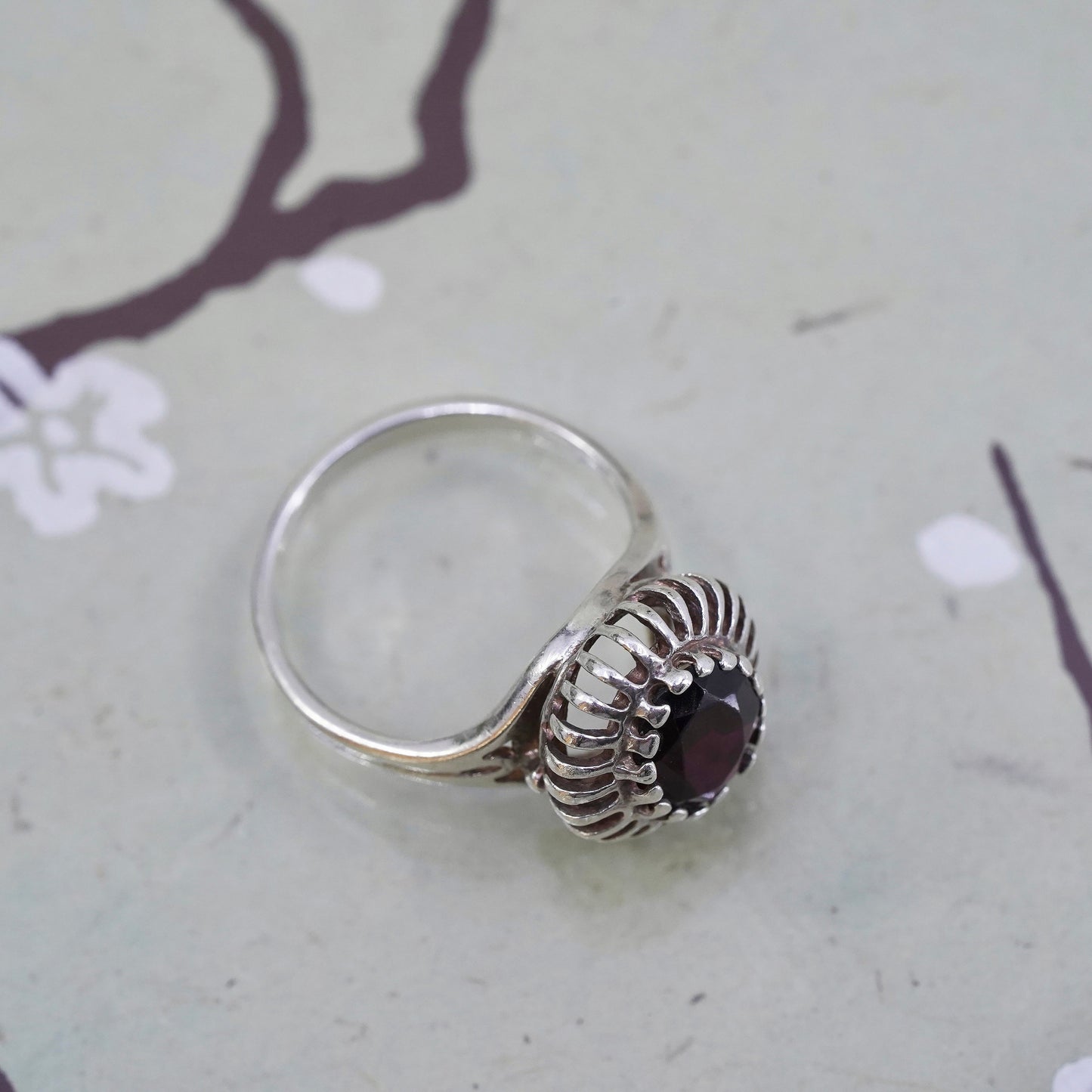 Size 7, Vintage sterling 925 silver handmade ring with oval garnet