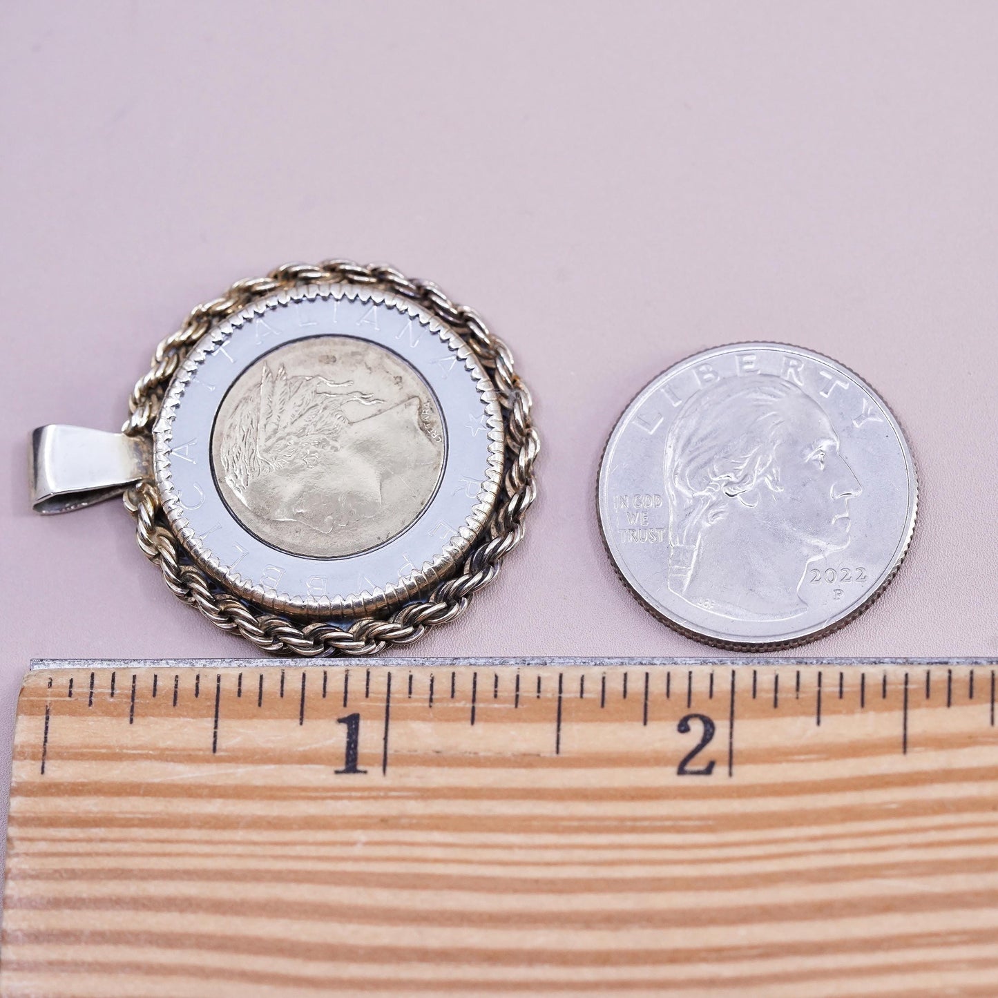 Italian 500 Lire Coin Charm Pendant sterling silver 925 case gold rope chain