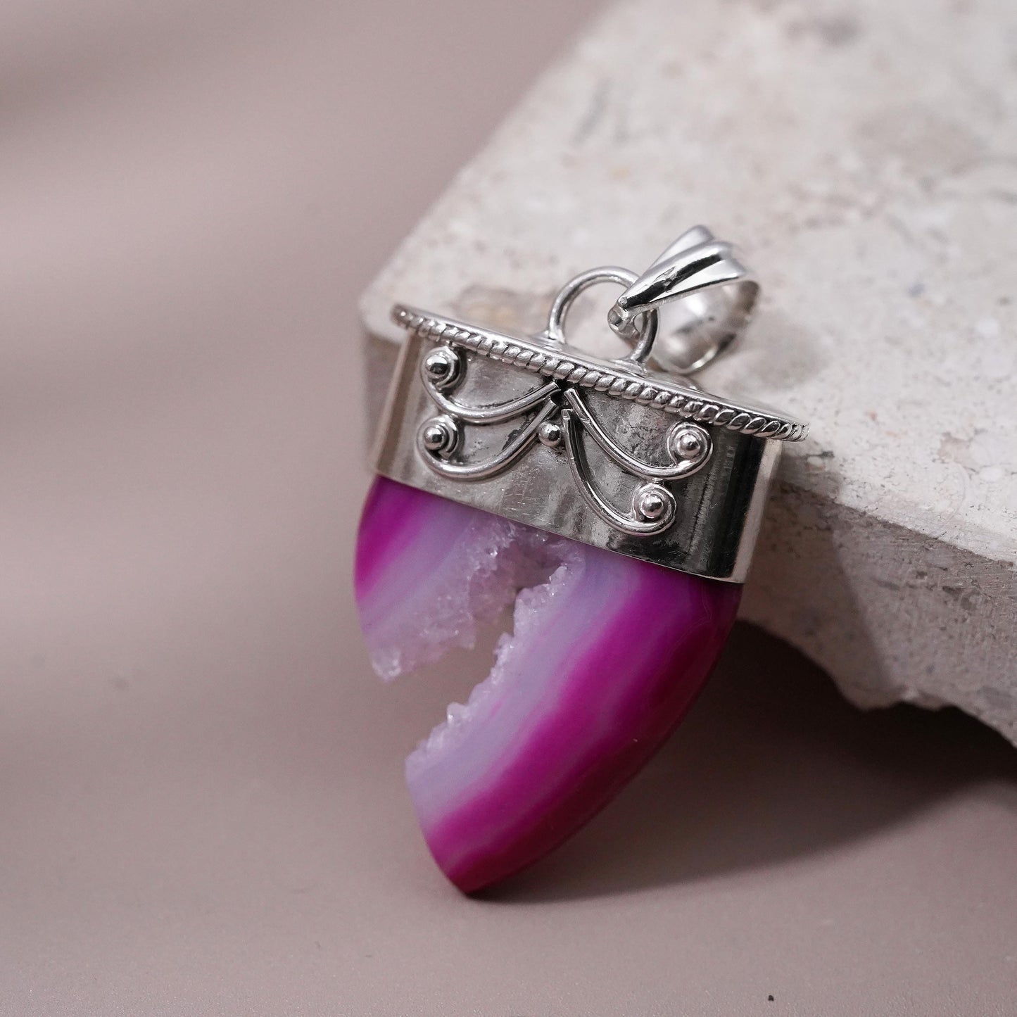Vintage Sterling 925 silver handmade pendant with druzy pink agate