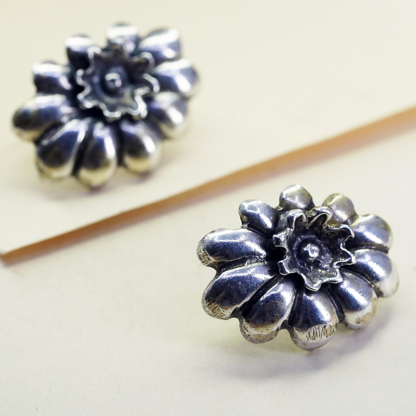 Vintage Sterling silver handmade earrings, 925 screw back flower earrings