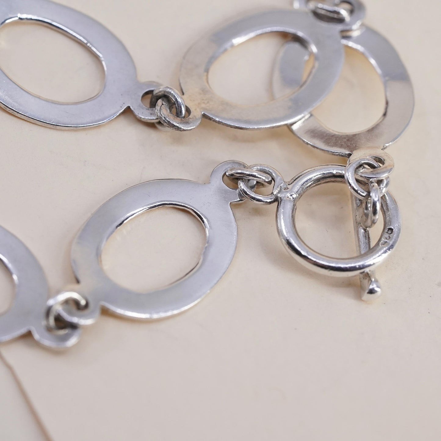 7.75”, VTG Italian sterling silver bracelet, 925 oval chain toggle closure