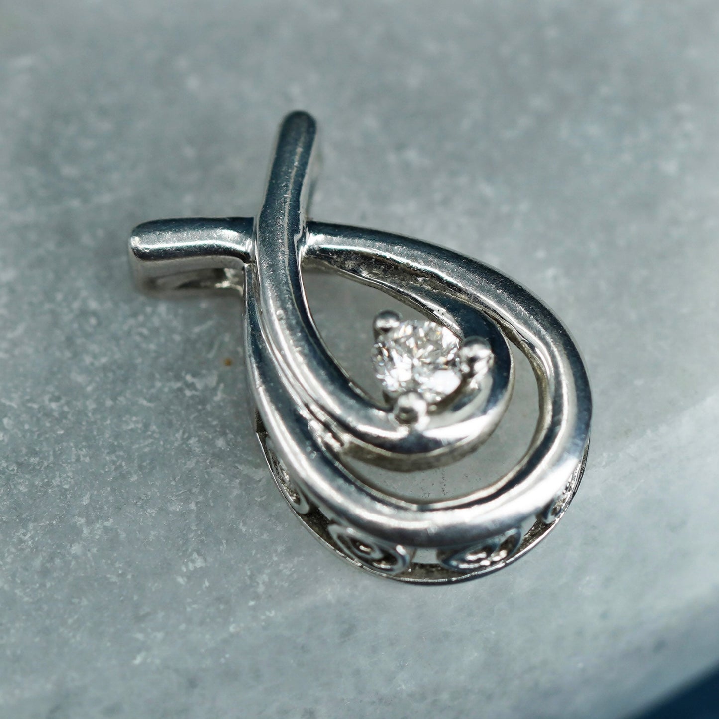 vintage Sterling silver handmade pendant, 925 teardrop with Cz