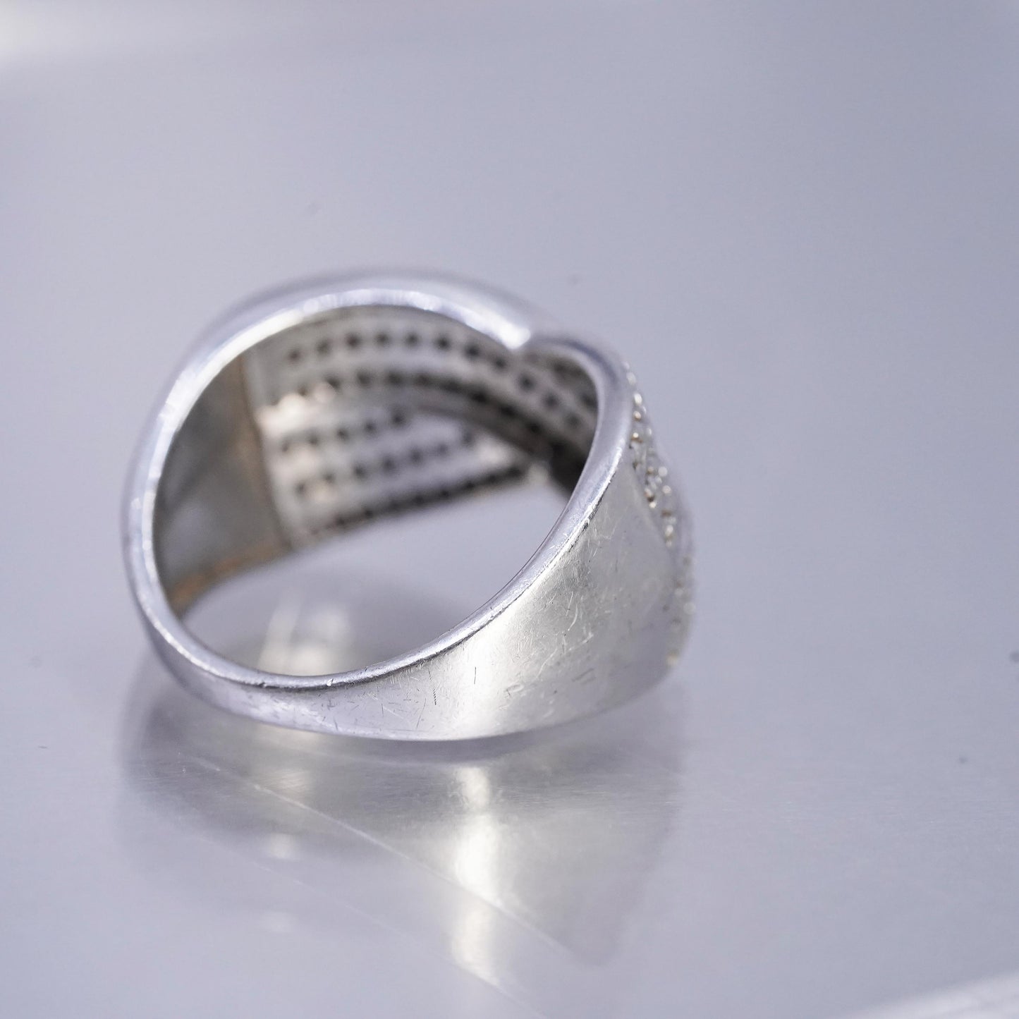 Size 8.25, vintage Sterling 925 silver band ring with cluster genuine diamonds