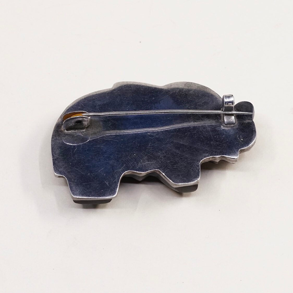 Vintage sterling silver handmade brooch, fine 925 silver engraved onyx elephant pin, silver Tested