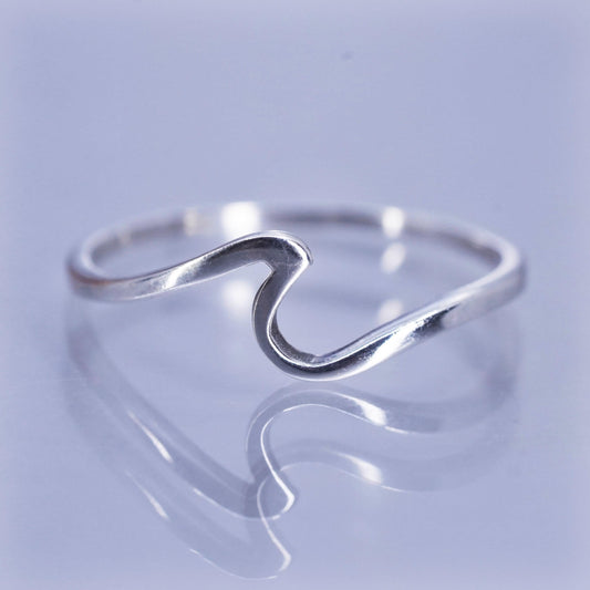 Size 9.75, vintage modern Sterling 925 silver handmade ring, wavy band