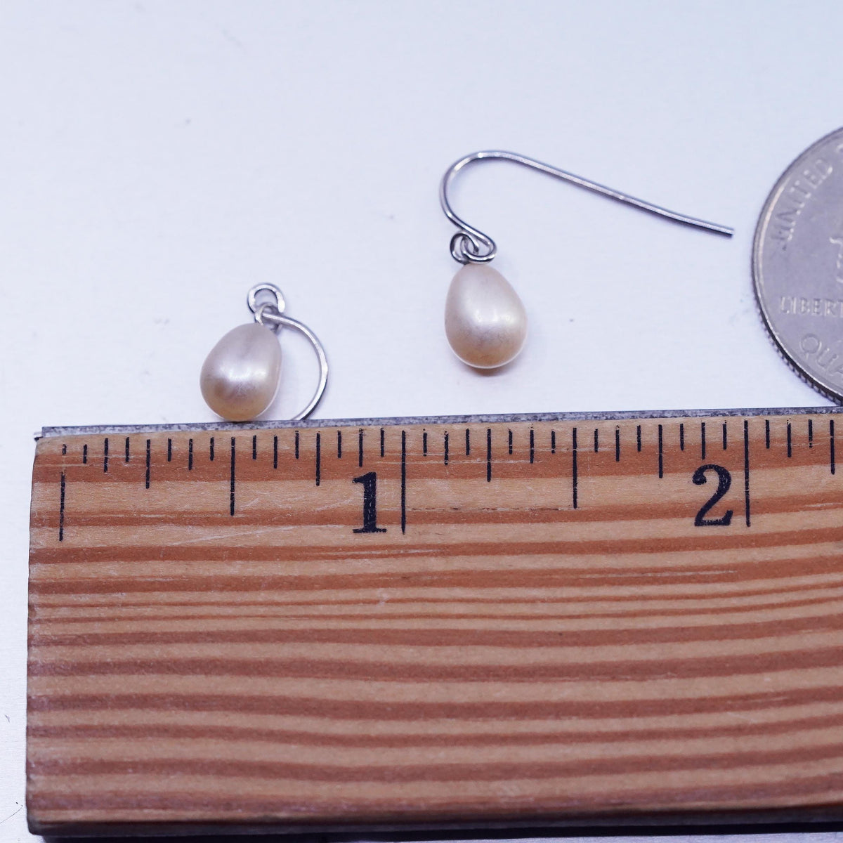 Vintage Sterling 925 silver earrings, dangle with teardrop pearl
