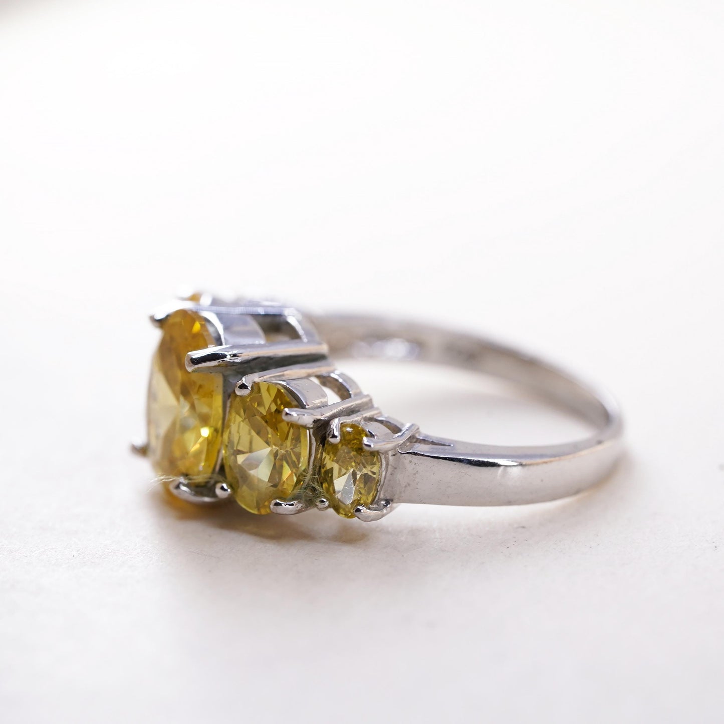 Size 6.25, vintage Sterling 925 silver handmade ring with oval citrine