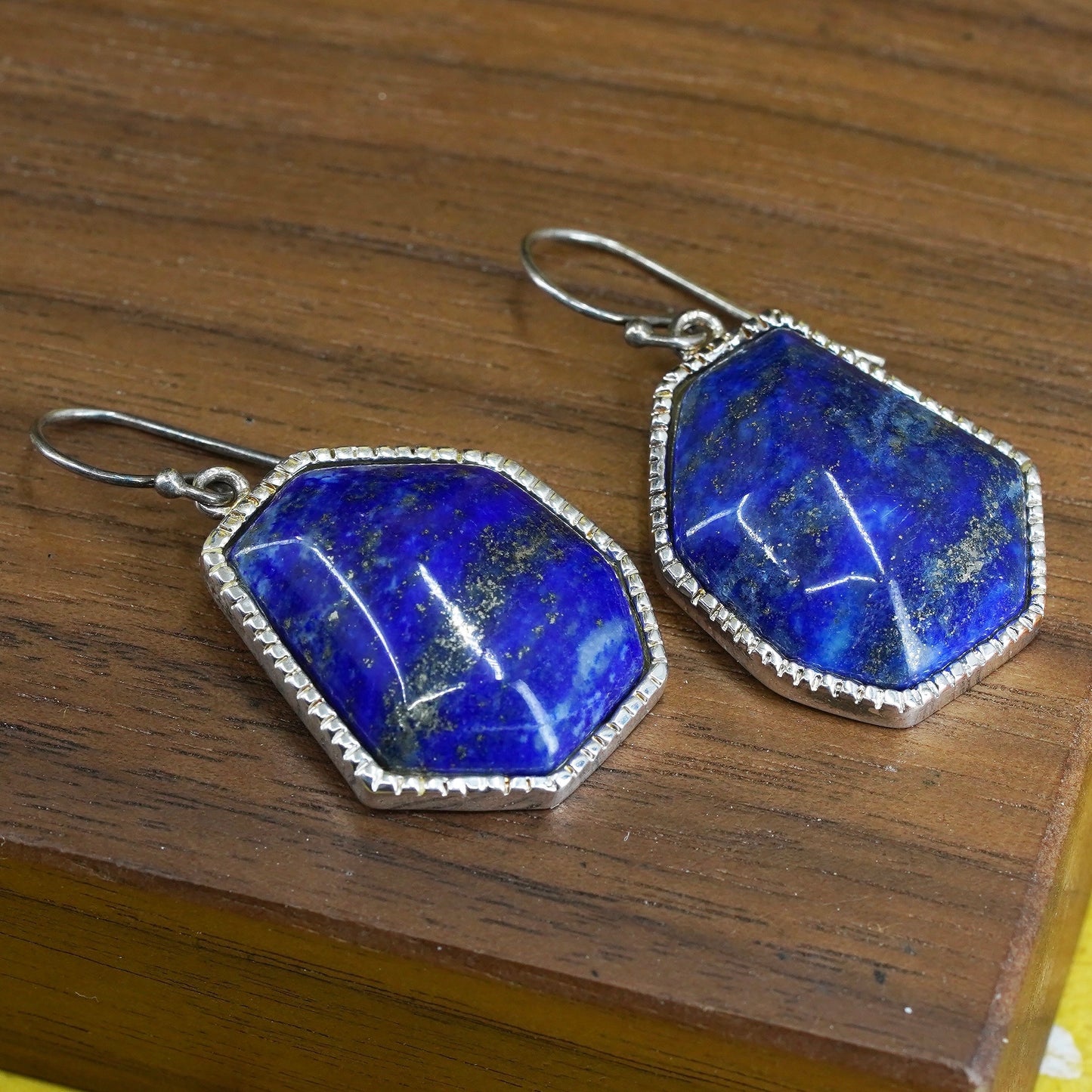 Vintage sterling 925 silver earrings with lapis lazuli nugget and beads