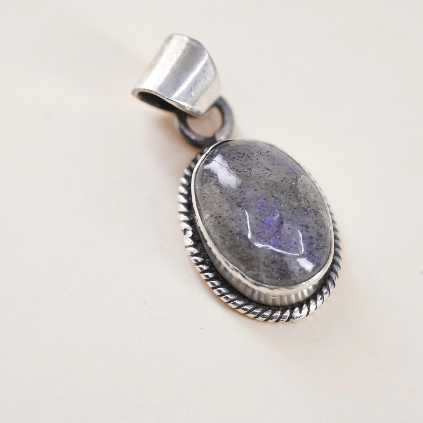 Vintage Sterling 925 silver handmade pendant with oval moonstone