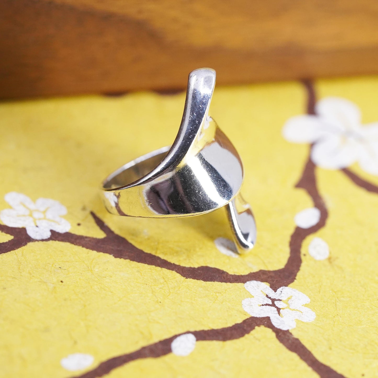 Size 6, vintage Sterling silver handmade ring, Modern 925 wavy band
