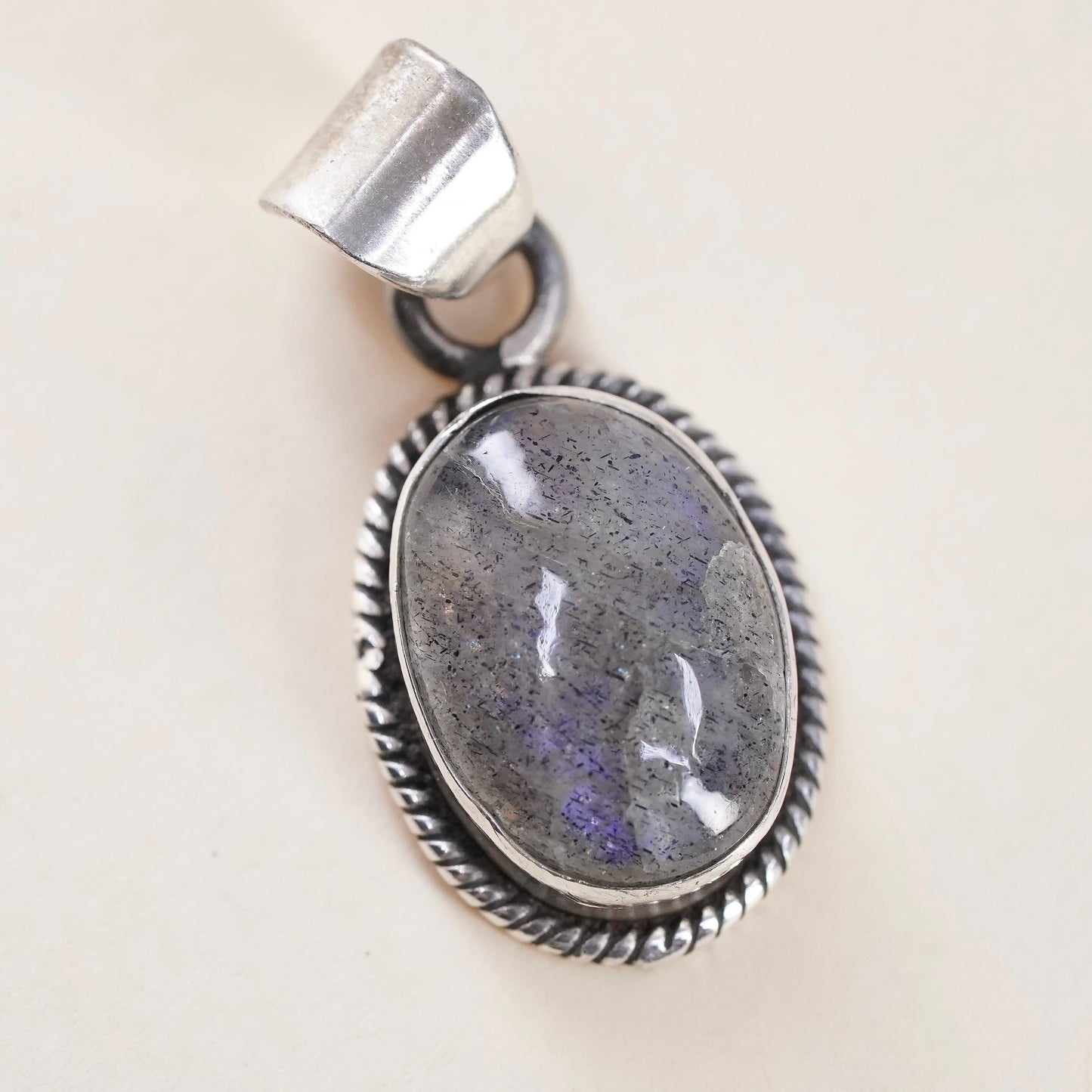 Vintage Sterling 925 silver handmade pendant with oval moonstone