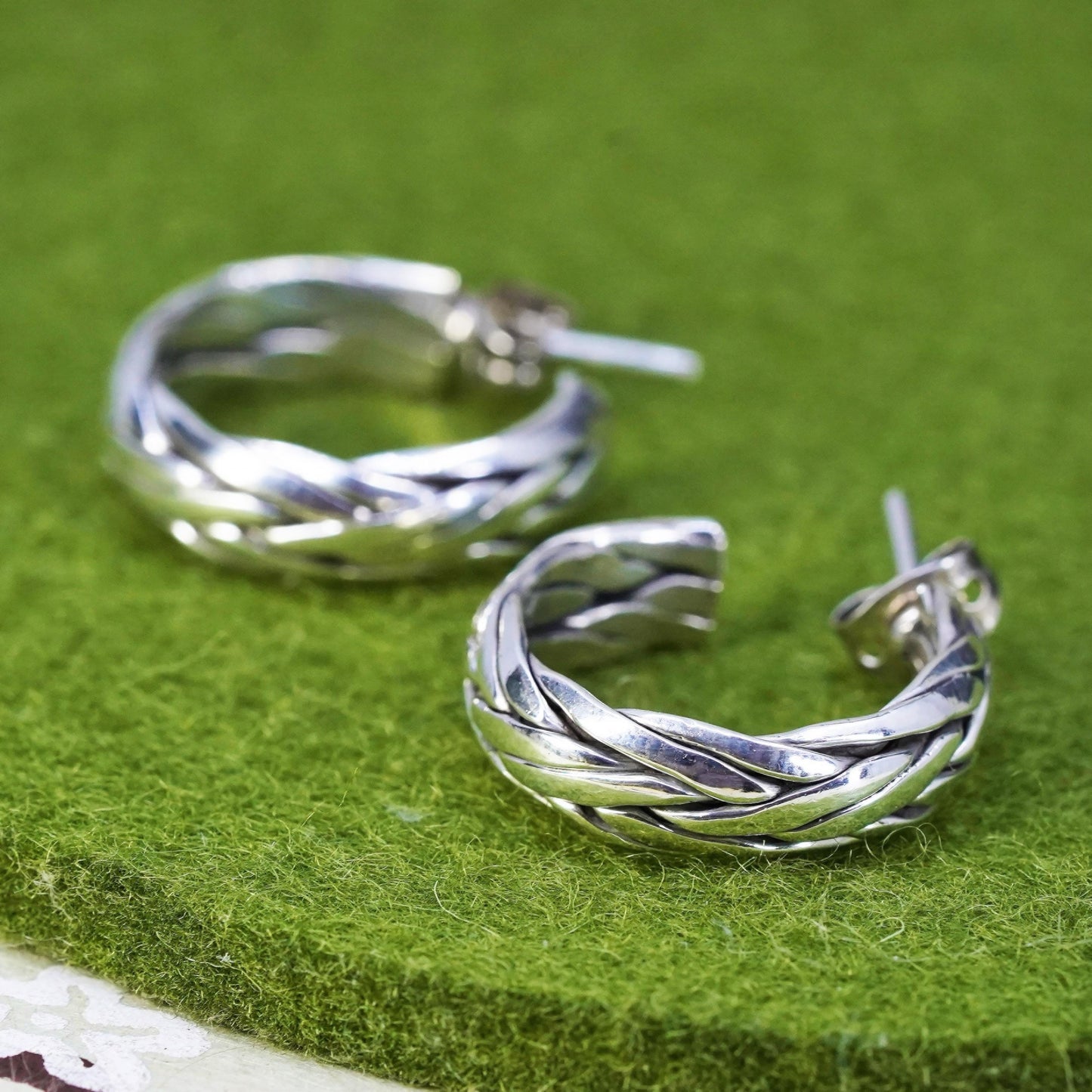 0.75”, Vintage sterling silver handmade earrings, 925 cable Huggie hoops