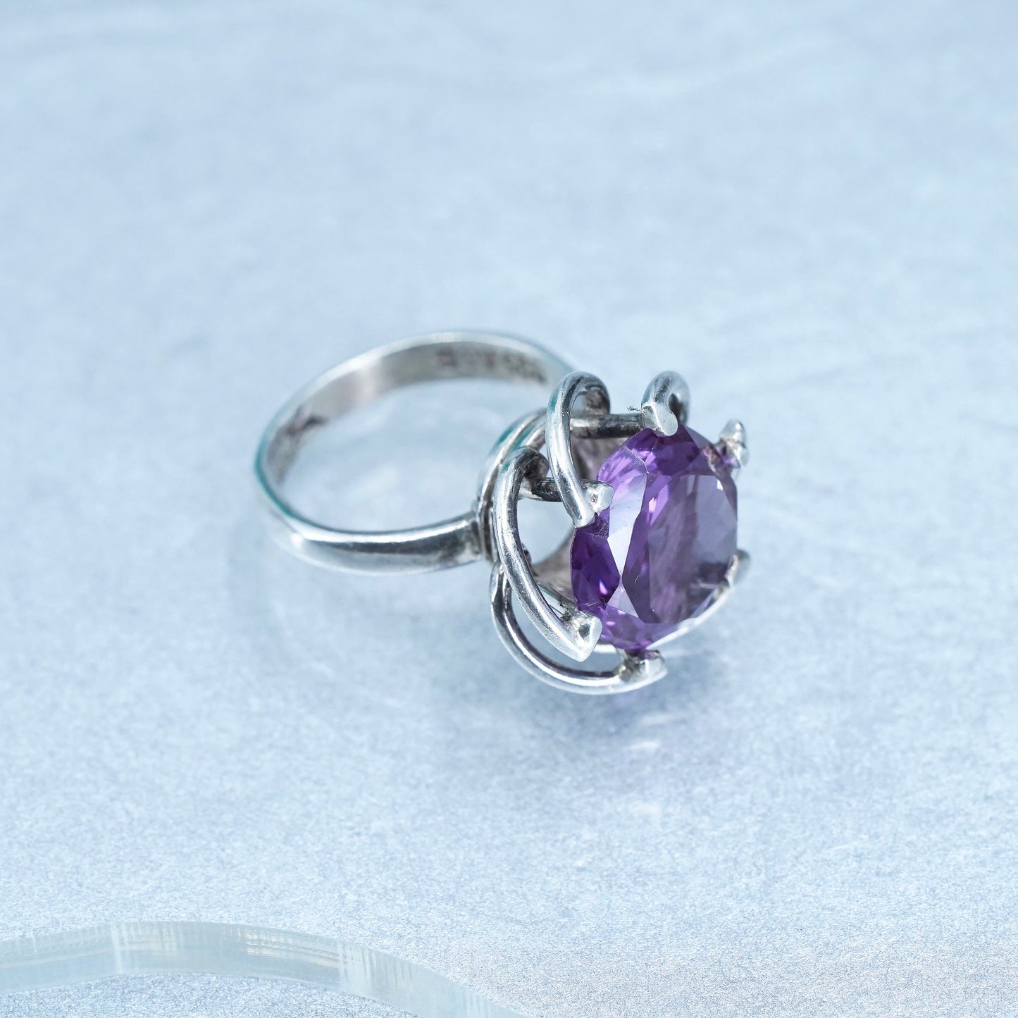 Size 6.5 vintage Sterling 925 silver handmade band ring with amethyst