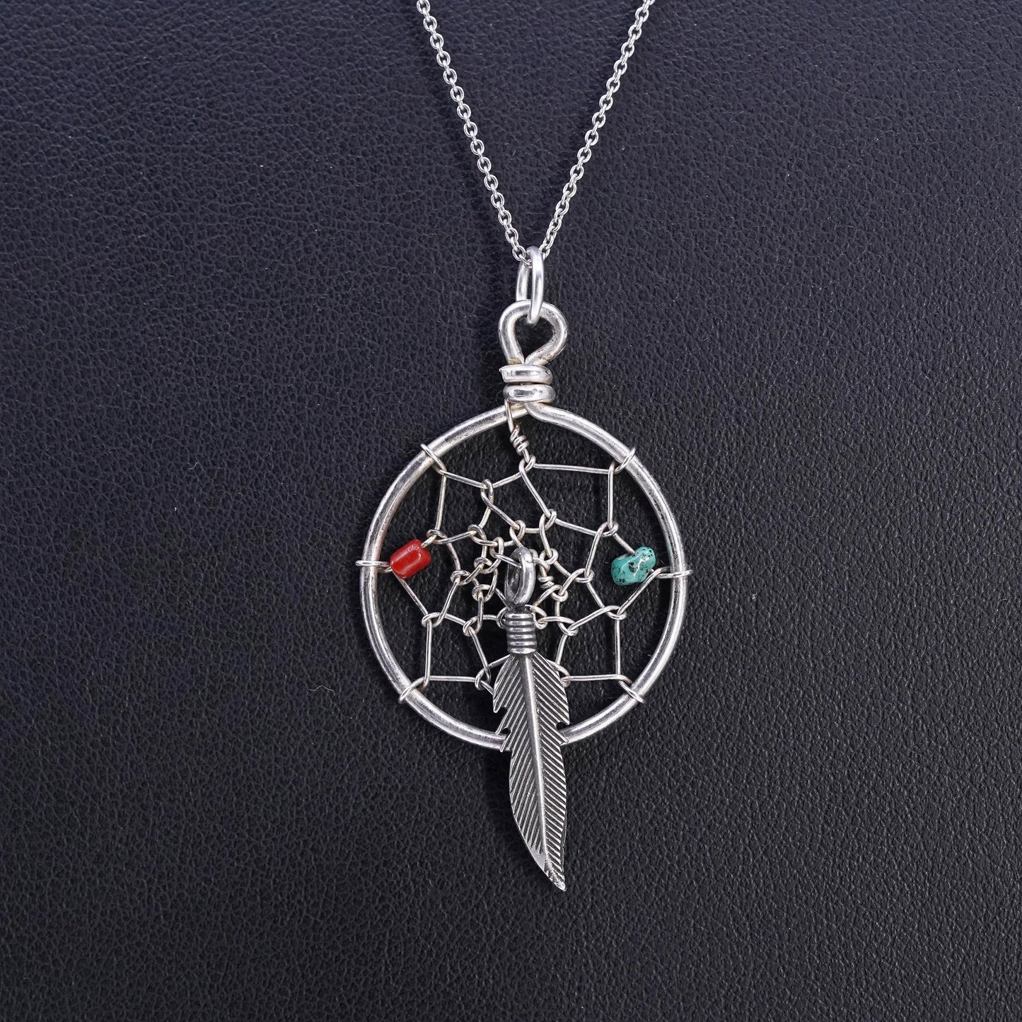 18", Native American Sterling 925 Sterling silver necklace feather pendant