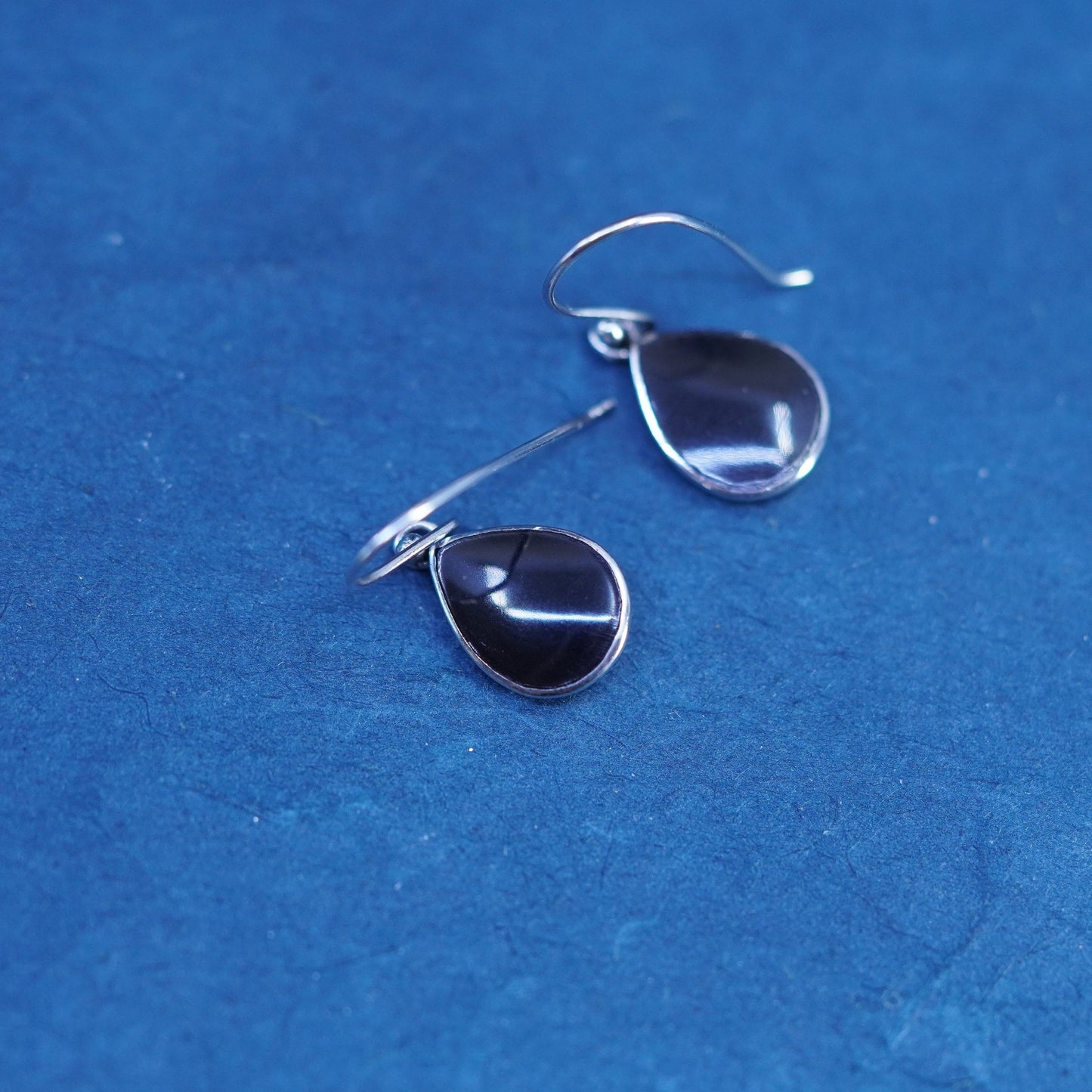 Vintage Sterling Silver 925 earrings with teardrop Black Onyx