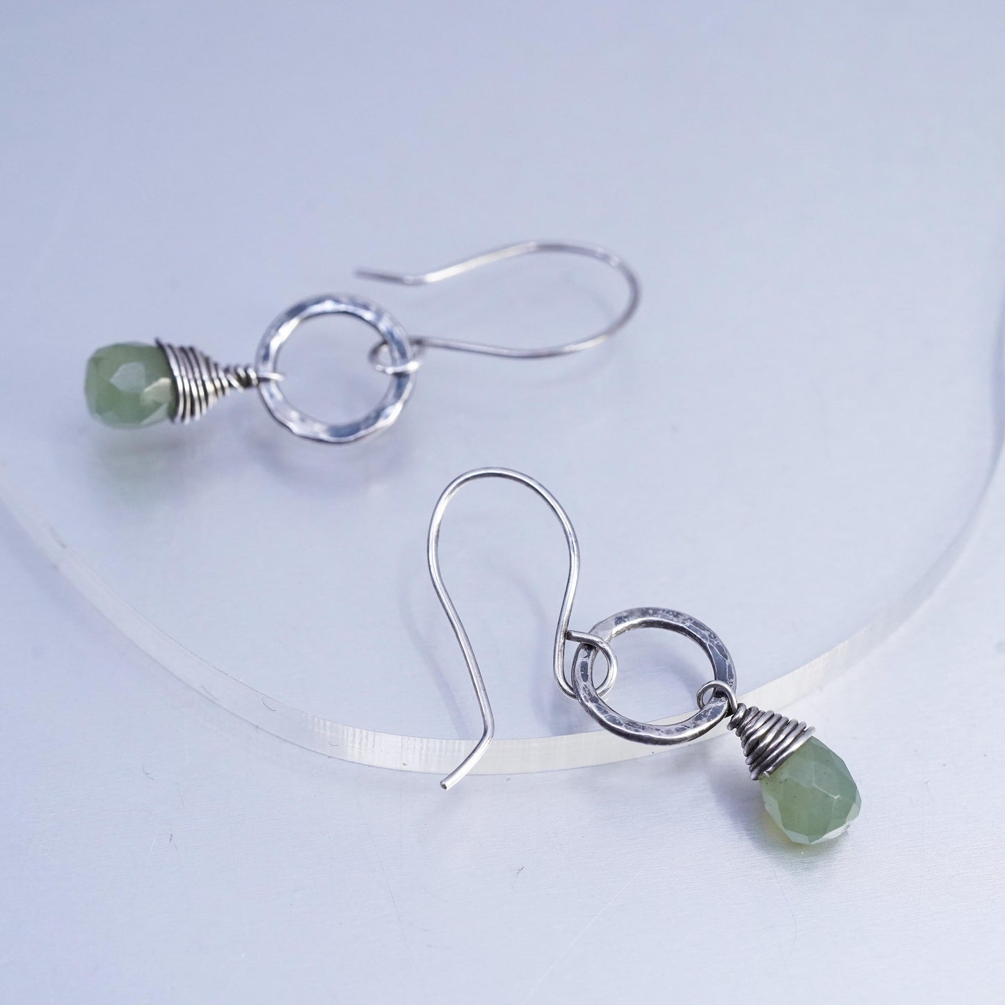 Vintage handmade Sterling 925 Silver Earrings, 925 circle with teardrop jade