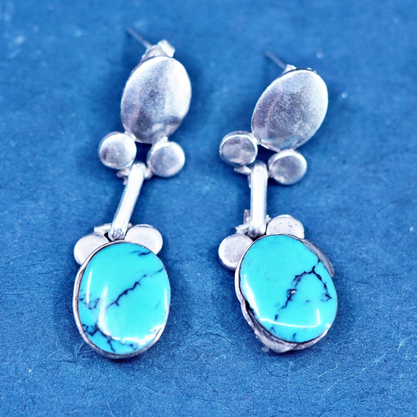 Vintage Mexican Sterling 925 silver handmade earrings with oval turquoise