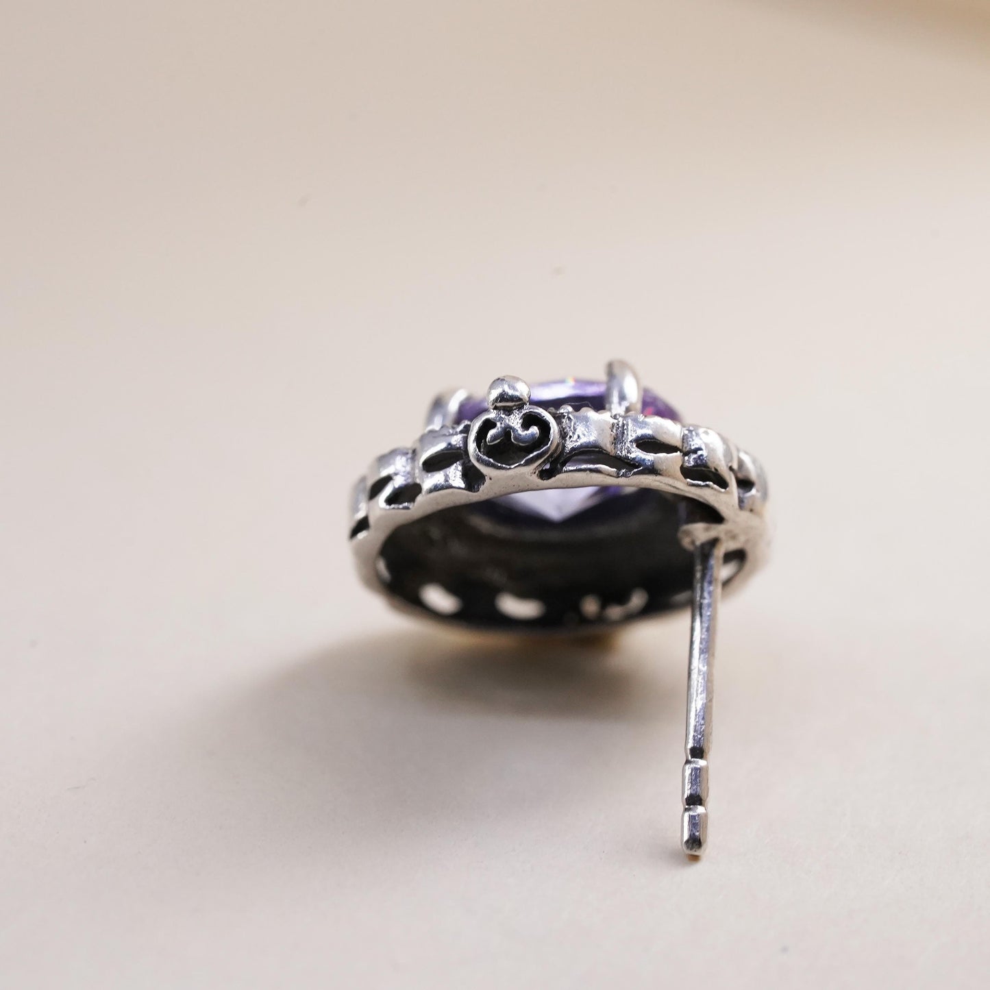 VTG Sterling 925 silver handmade stud with amethyst marcasites, single earring