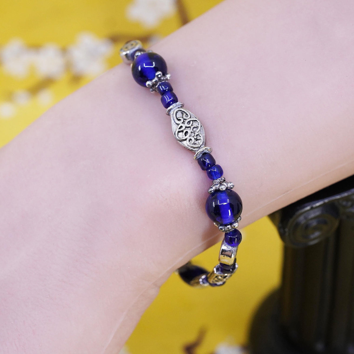 7", vintage Sterling 925 silver handmade bracelet, blue glass beads bracelet
