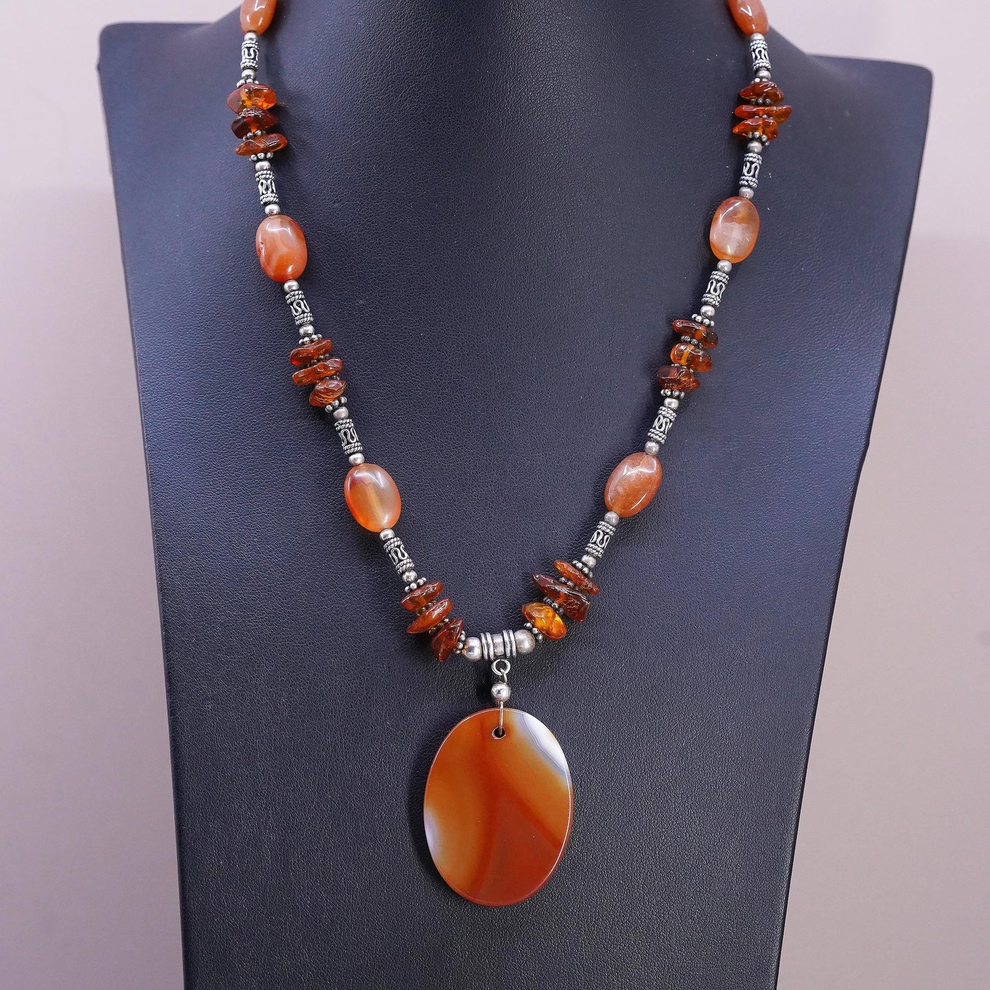 18", vintage Sterling silver necklace, 925 Amber chain teardrop agate pendant