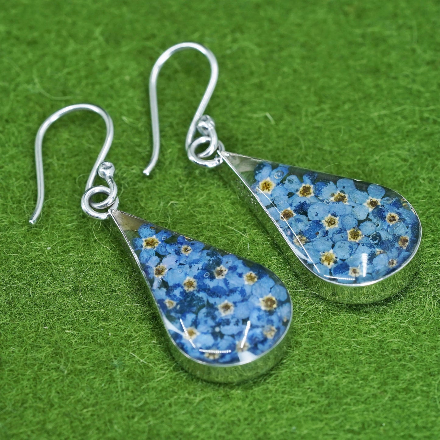 Vintage Mexico sterling silver earrings, 925 teardrop with purple flower resin