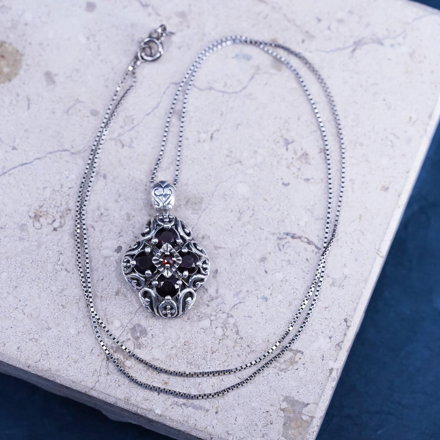 18", Sterling silver handmade necklace, 925 box chain filigree garnet pendant
