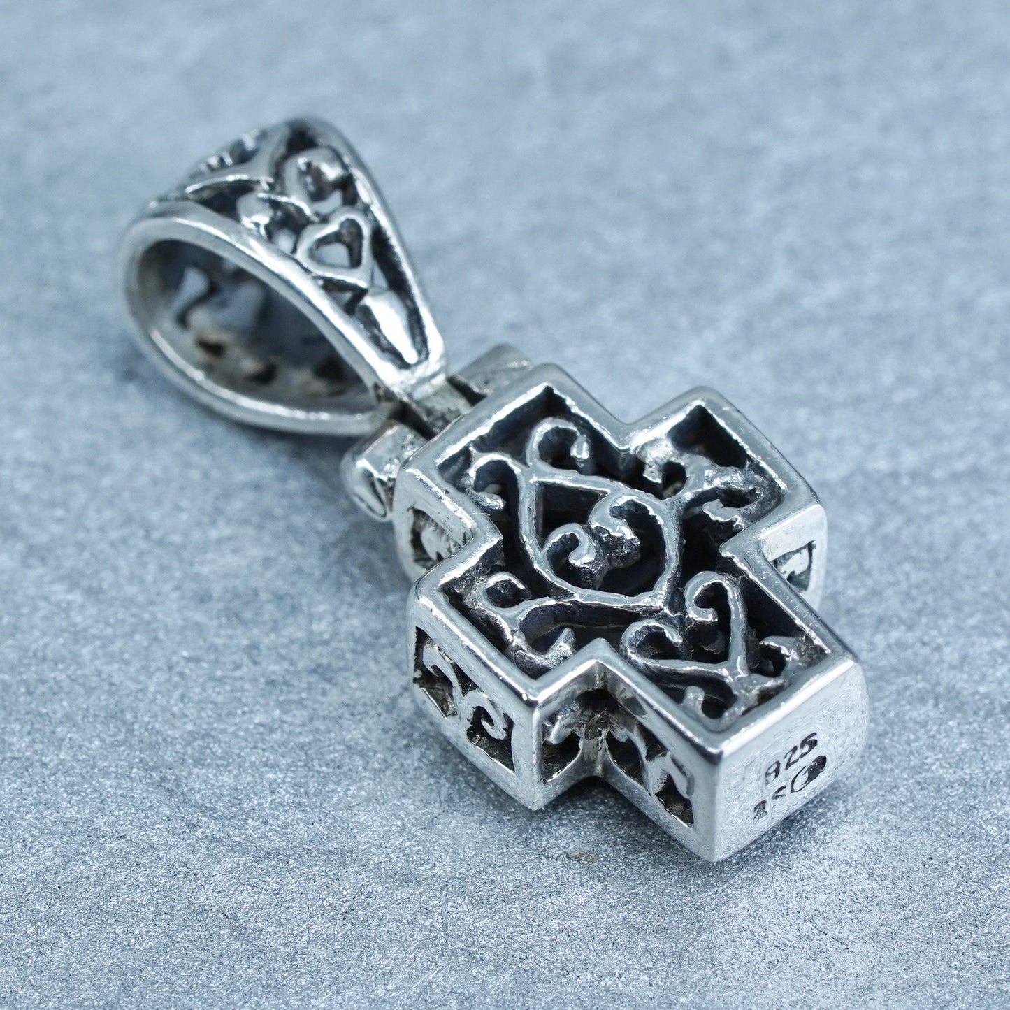 Vintage sterling 925 silver handmade filigree cross pendant