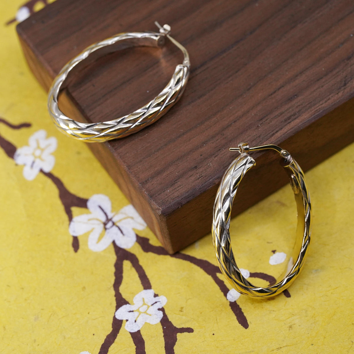 1.5”, Italia Crea vermeil gold over Sterling silver earrings, 925 oval hoops