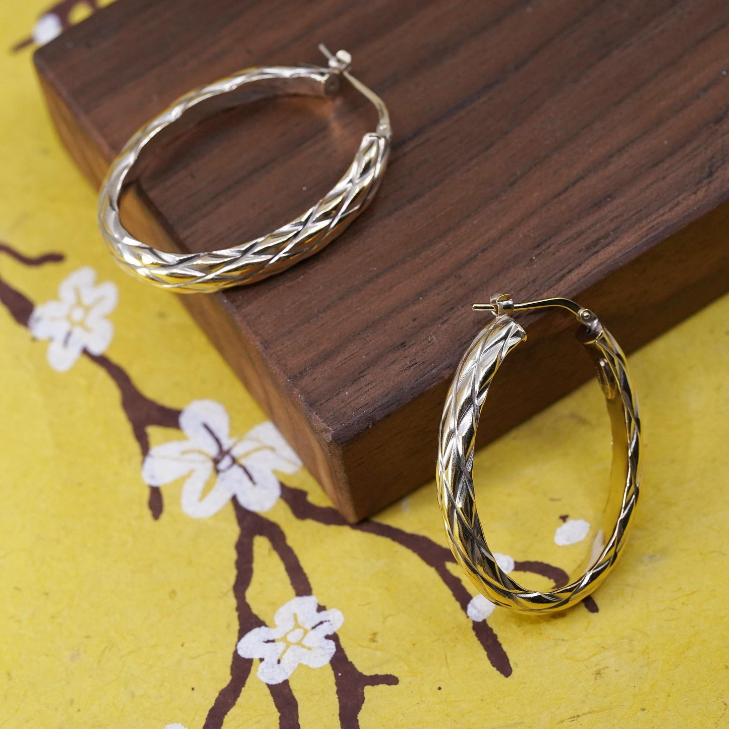 1.5”, Italia Crea vermeil gold over Sterling silver earrings, 925 oval hoops