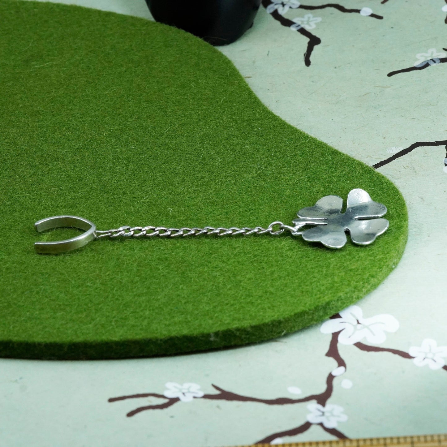 Vintage sterling silver handmade pendant, 925 clover pendant