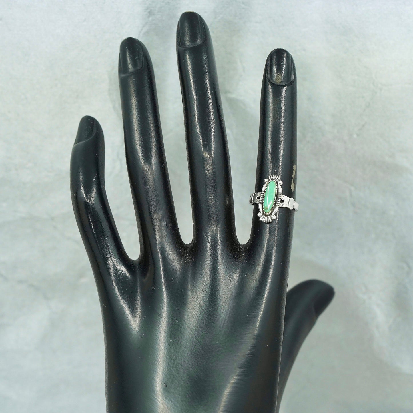 Size 4.5, Native American navajo Bell post Sterling 925 silver ring turquoise