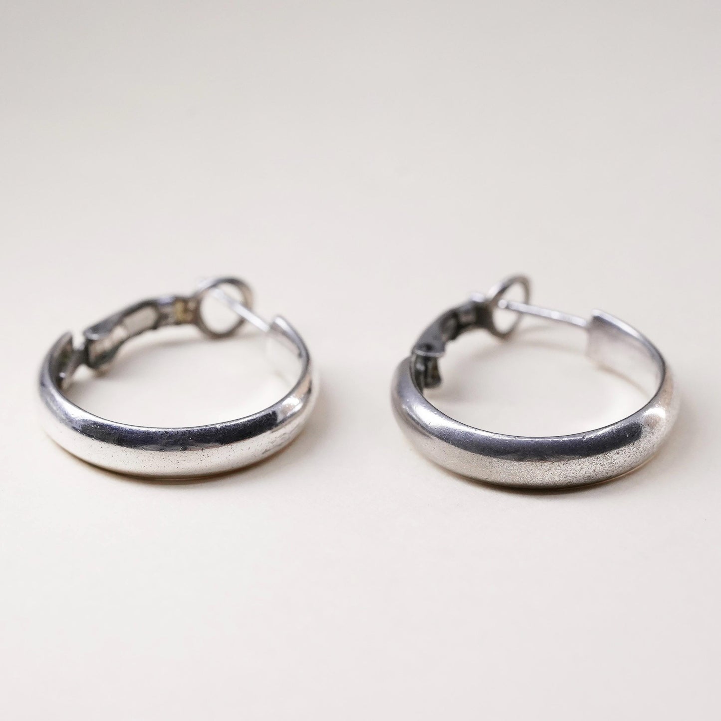 1" Vintage sterling silver bold loop earrings, primitive hoops