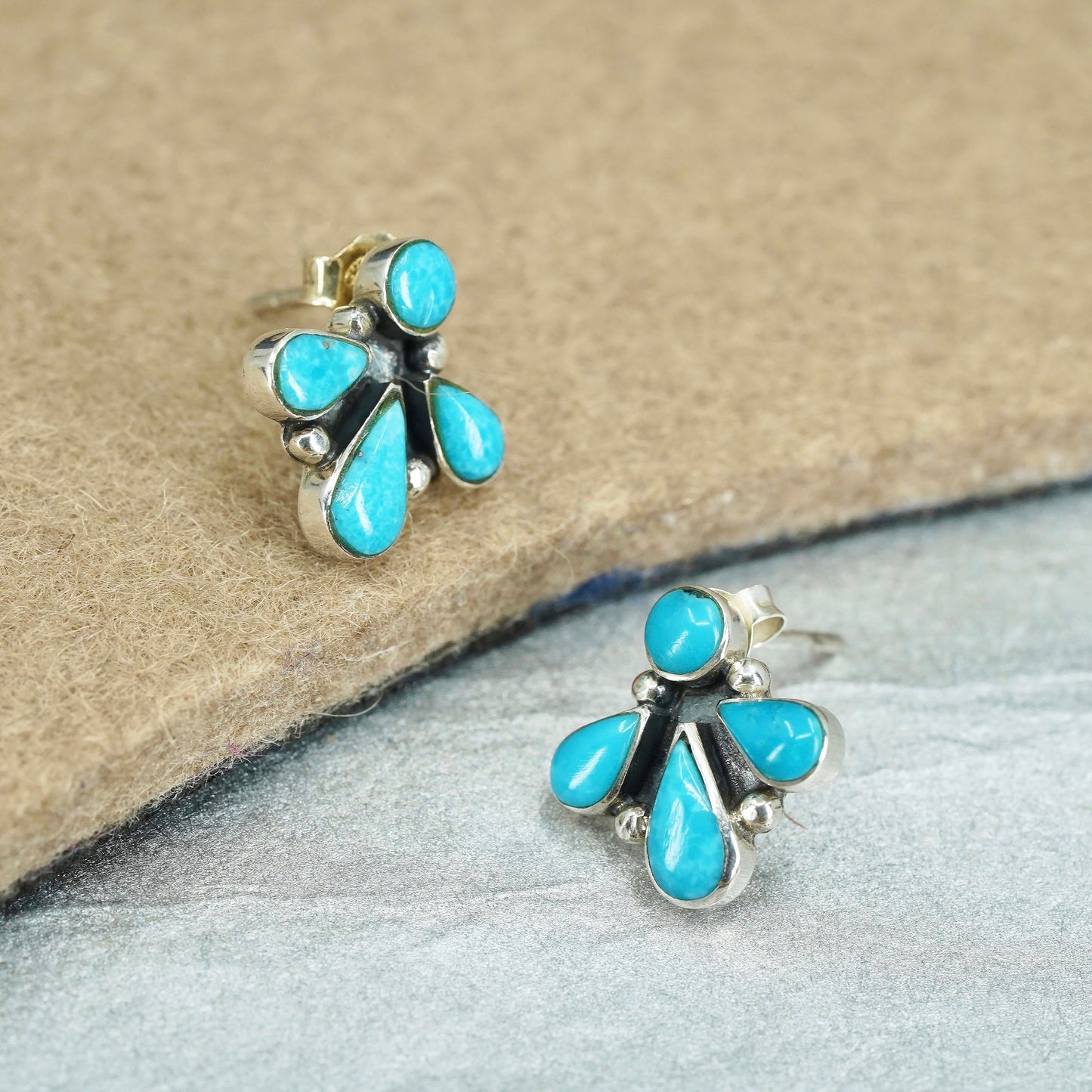 Native American Navajo Sterling 925 silver earrings, teardrop studs turquoise